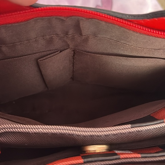 New patterned purse - Picture 3 of 6